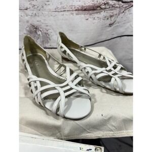 Talbots Womens White Strappy Leather Cutout Flat‎ Sandals Shoes Size 6.5